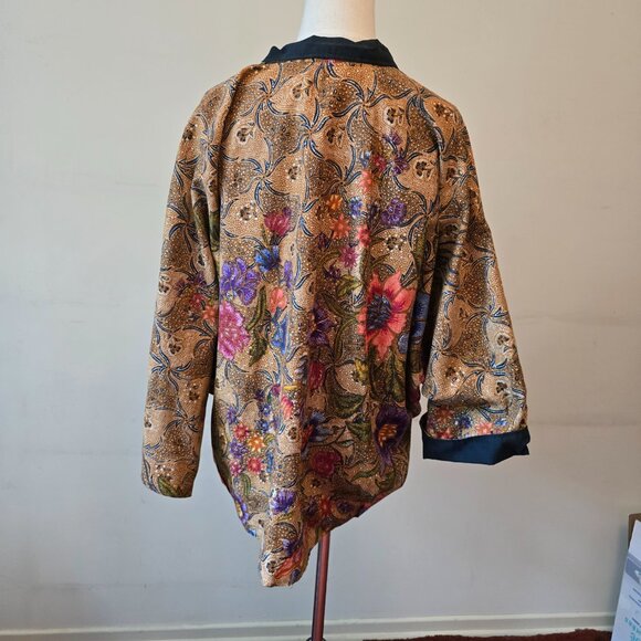 Reversible Kimono Jacket with Coin Buttons & Pockets - Picture 5 of 11
